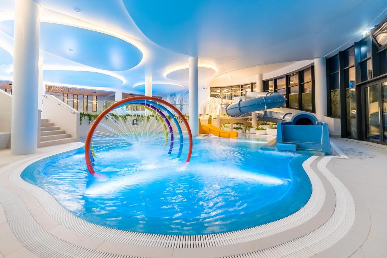 Appartamento Wave, Polanki Aqua W Kolobrzegu, Free Garage, Swimming Pool, Sauna And Other! Esterno foto