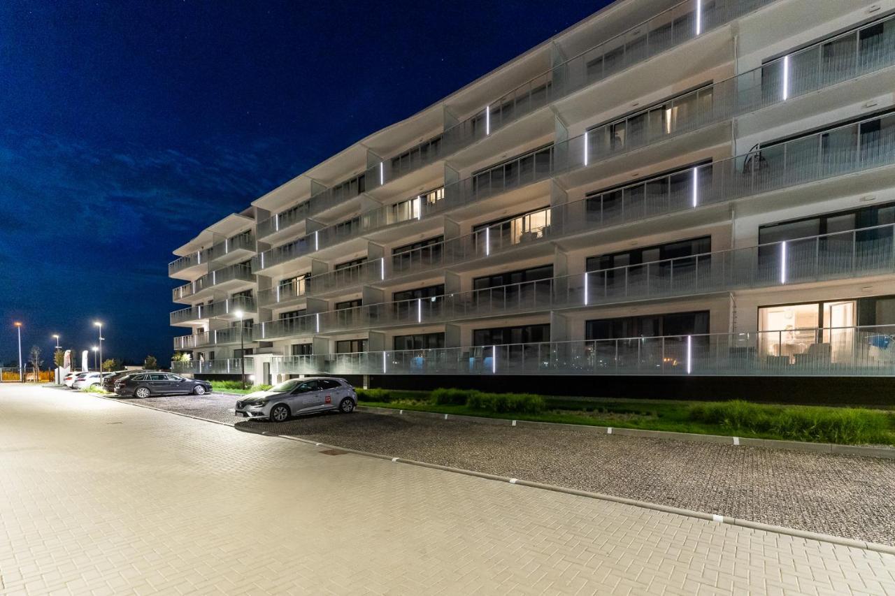Appartamento Wave, Polanki Aqua W Kolobrzegu, Free Garage, Swimming Pool, Sauna And Other! Esterno foto
