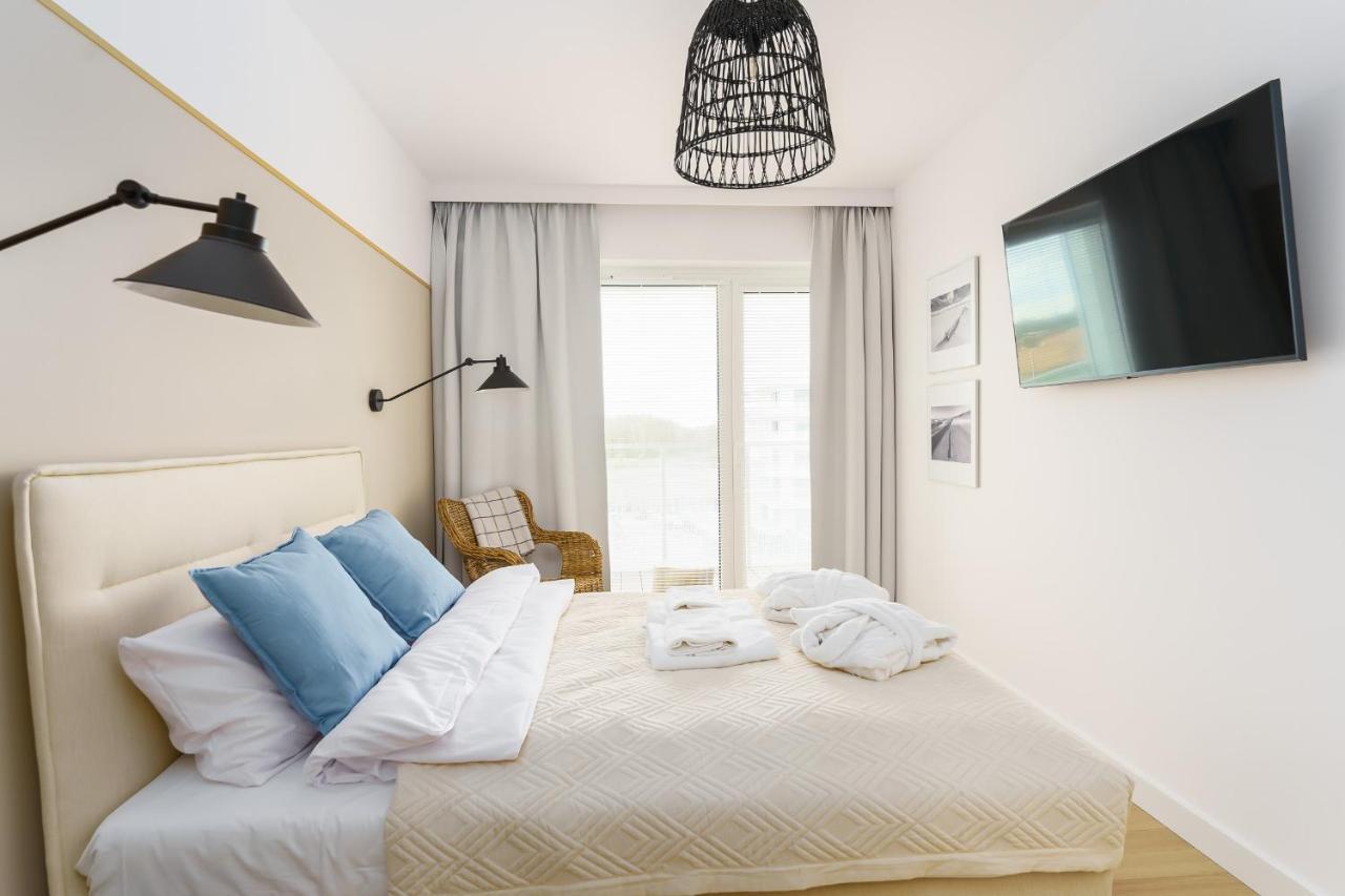 Appartamento Wave, Polanki Aqua W Kolobrzegu, Free Garage, Swimming Pool, Sauna And Other! Esterno foto