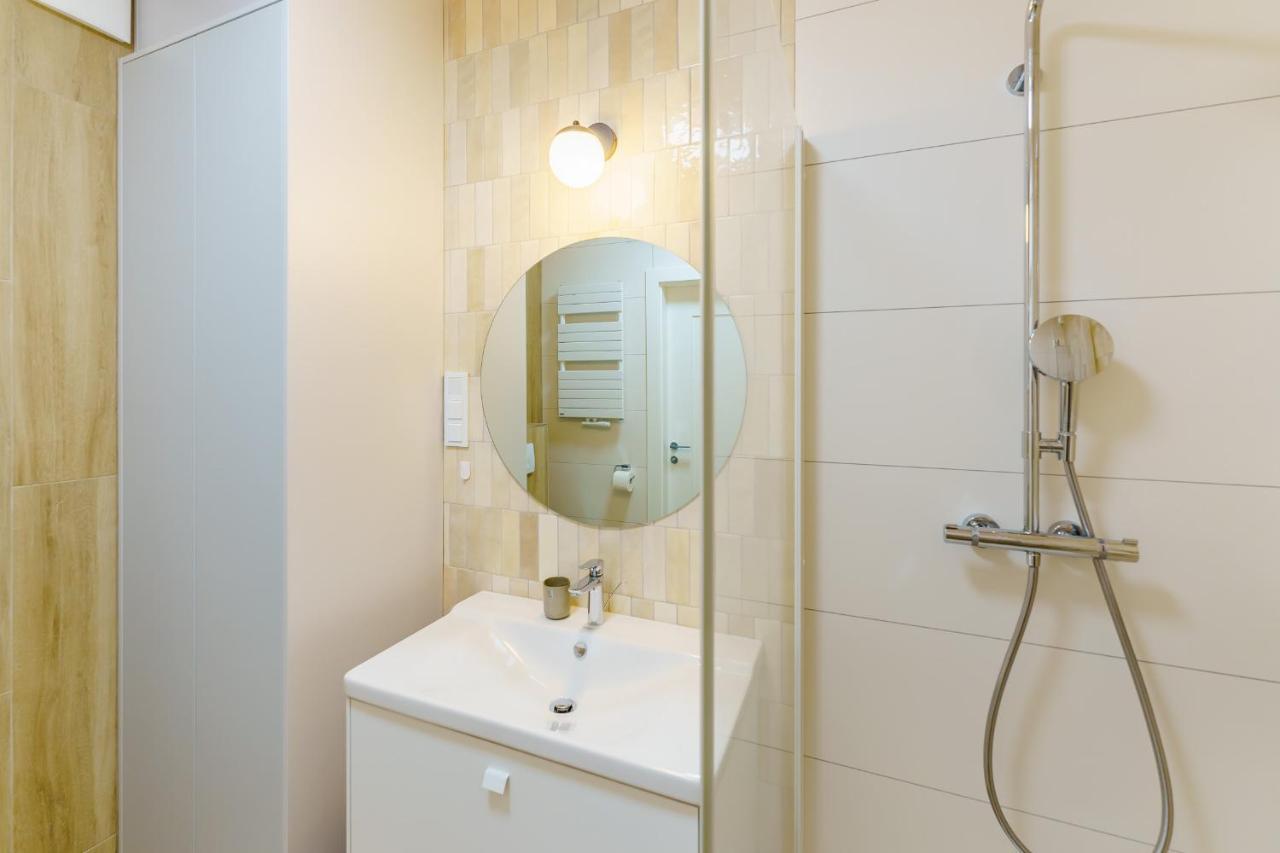 Appartamento Wave, Polanki Aqua W Kolobrzegu, Free Garage, Swimming Pool, Sauna And Other! Esterno foto