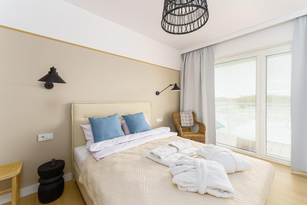 Appartamento Wave, Polanki Aqua W Kolobrzegu, Free Garage, Swimming Pool, Sauna And Other! Esterno foto